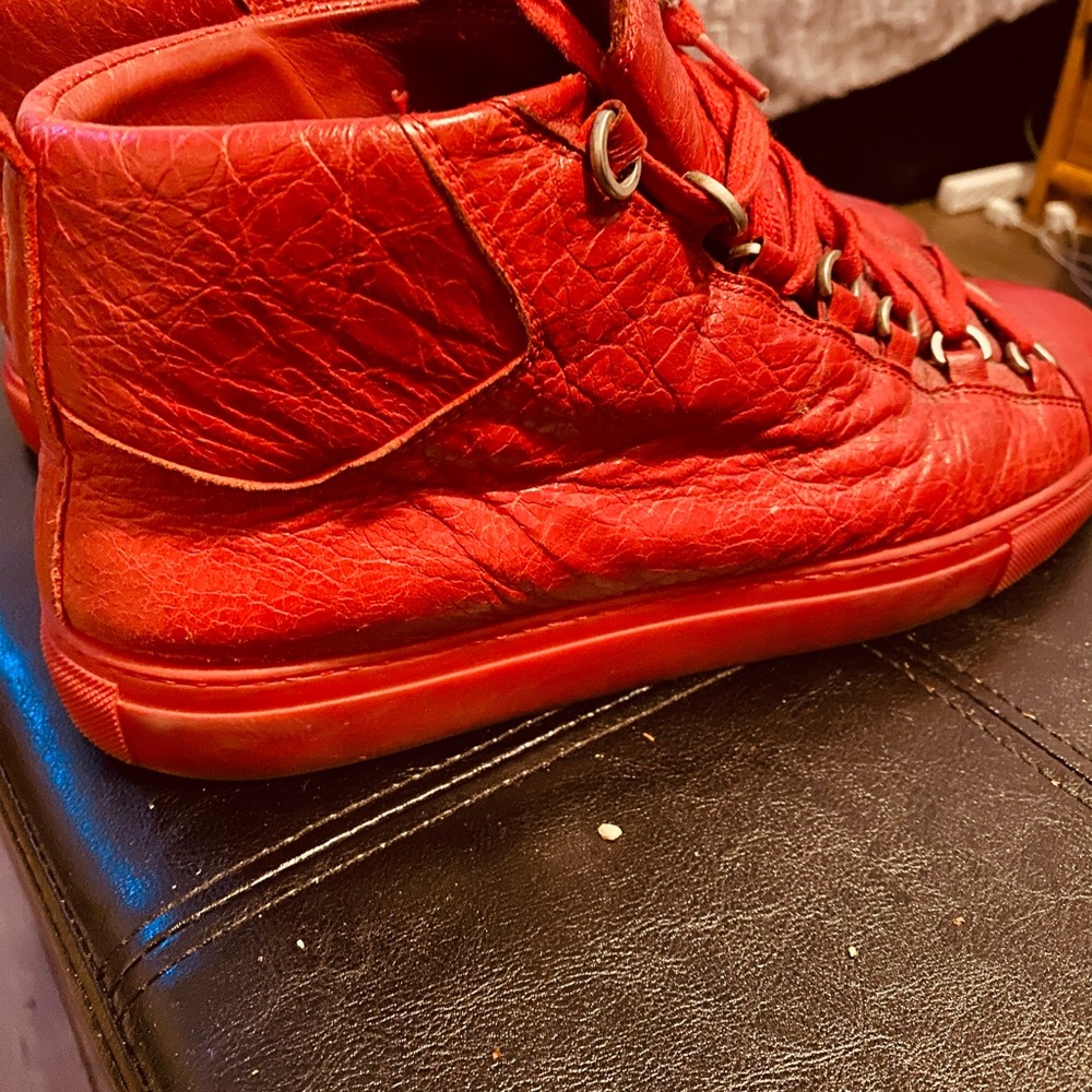 Designer shoes - Picture 3 of 8